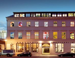 Galeria w której możesz spędzić noc- Hotel Arte Luise Kunsthotel